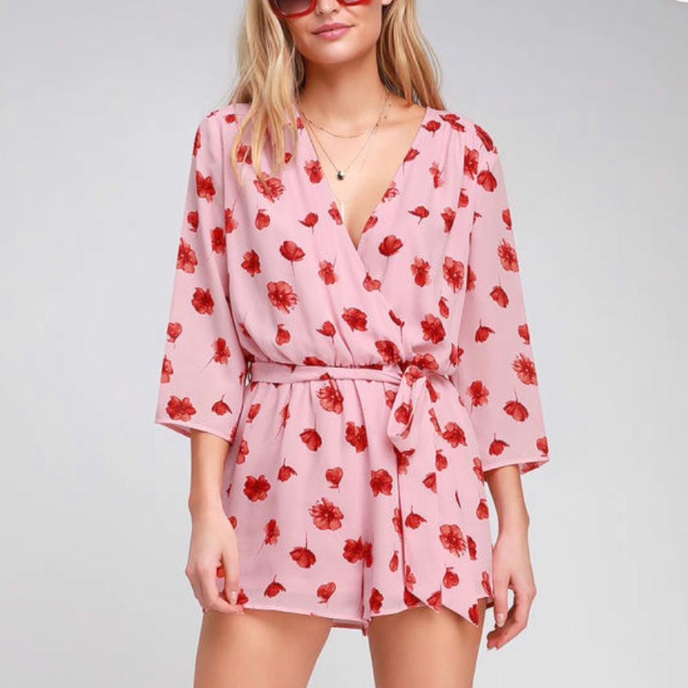 Lulu’s Delvy Blush Pink Floral Print Surplice Romper
